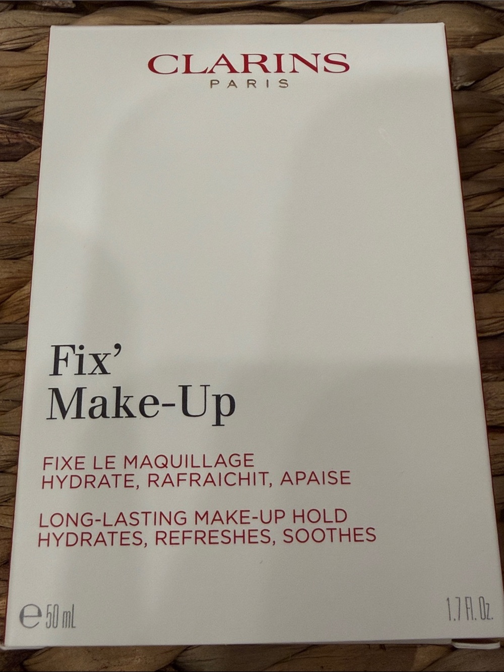 Clarins Fix' Make-Up Setting Mist - Pink with Gold Cap - Picture 2 of 2
